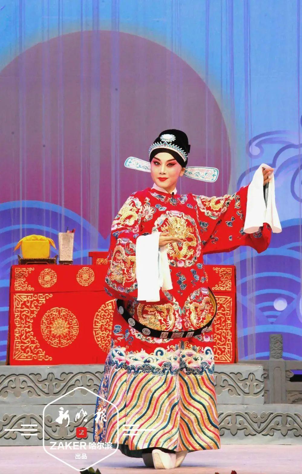 女演员张欢，影视界的璀璨之星