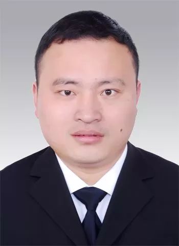 平和林德志新职务，与自然美景的邂逅，内心宁静之旅的追寻